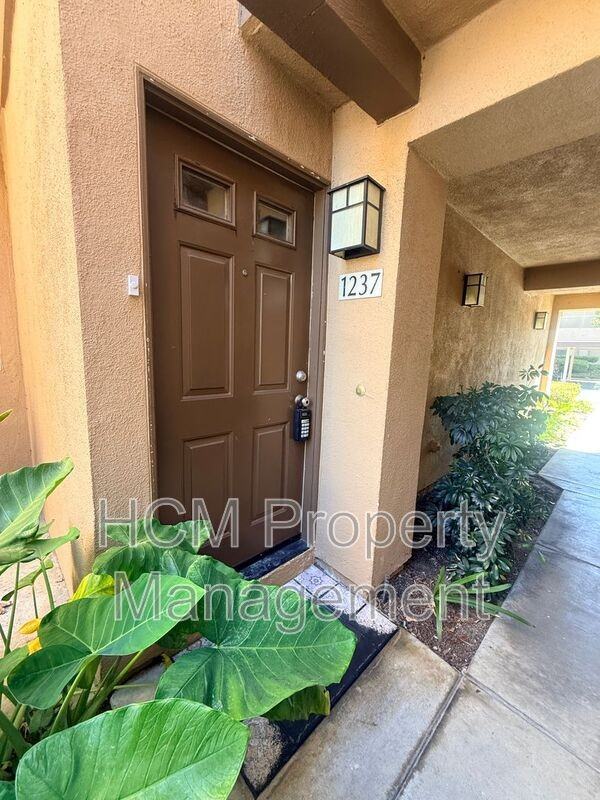 1237 S Country Glen Way #146 - Photo 2 of 23