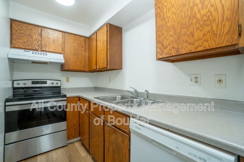 2626 Juniper Ave #1 - Photo 6 of 13