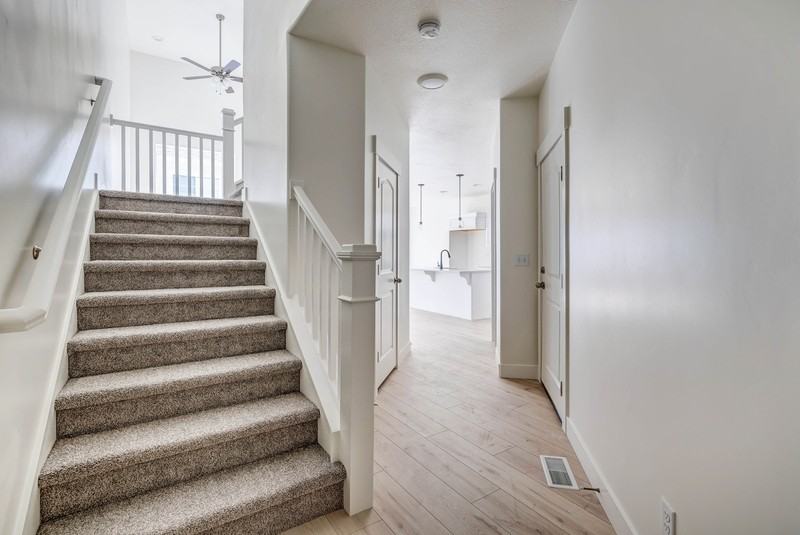 981 W Coral Charm Way #1 - Photo 4 of 24