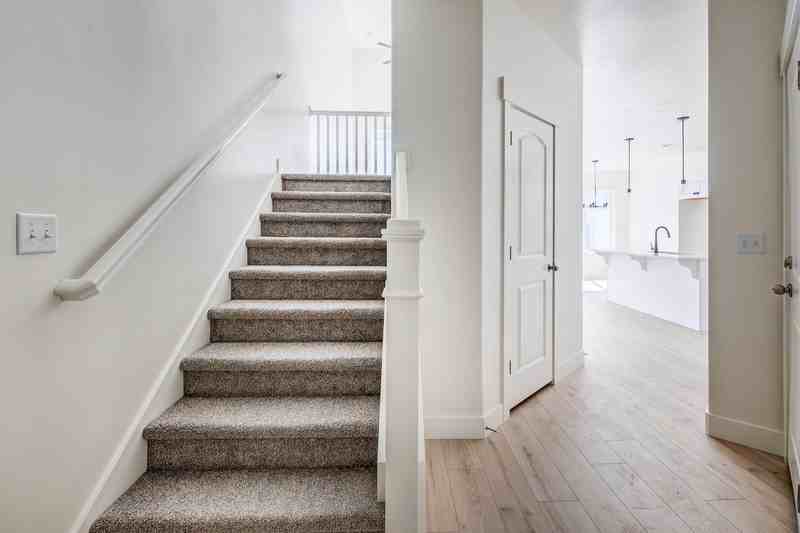 981 W Coral Charm Way #1 - Photo 5 of 24
