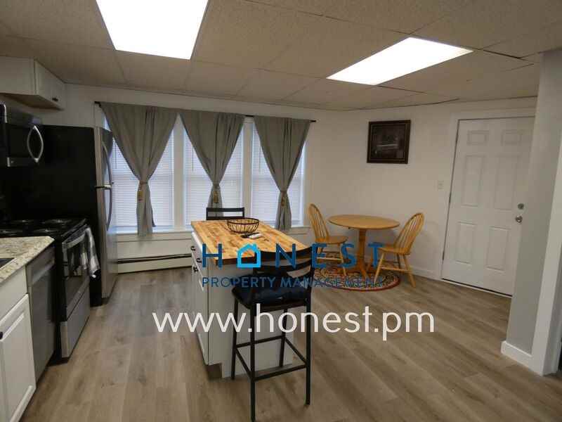 508 Water St #4 - Photo 3 of 14