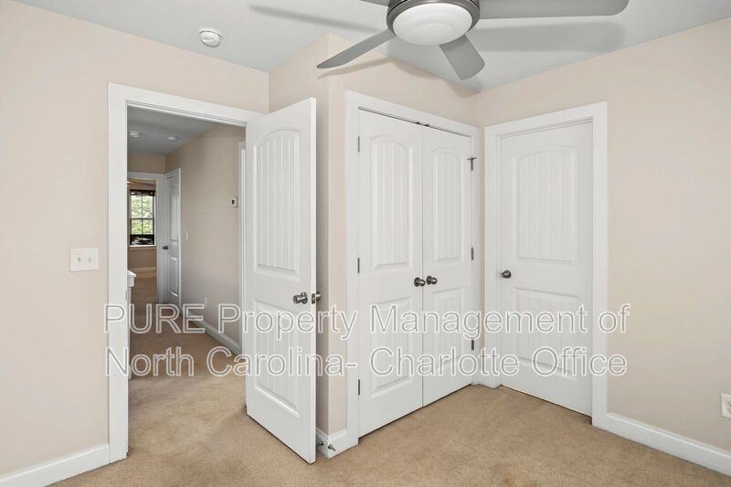 15959 Rose Glenn Ln - Photo 6 of 21