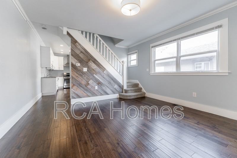 1037 E Tabor St - Photo 3 of 19
