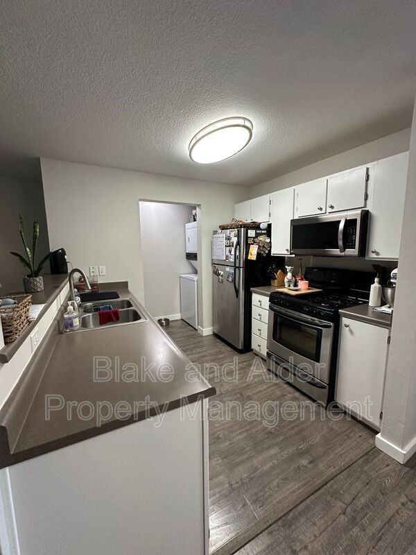 15076 Nw Central Dr #104 - Photo 3 of 15