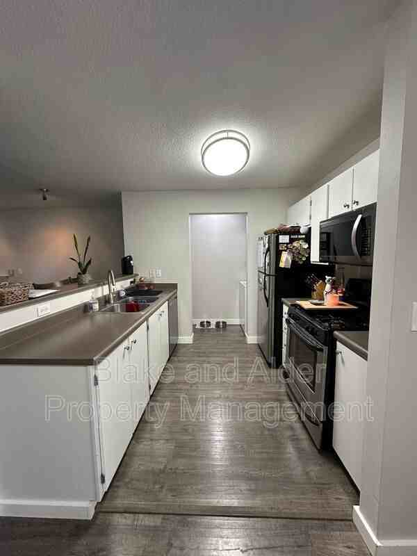 15076 Nw Central Dr #104 - Photo 4 of 15
