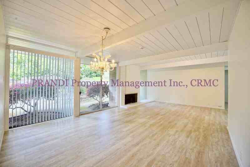 1309 Idylberry Rd - Photo 4 of 32
