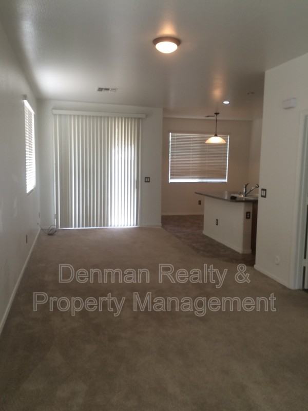 3914 S 52nd Ln - Photo 2 of 17