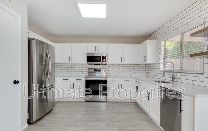15960 W Tasha Dr - Photo 7 of 26