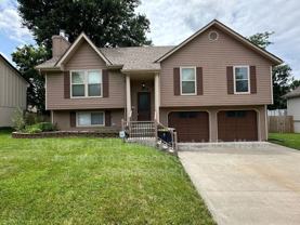 8704 Nw Shannon Ave - Photo 1 of 1