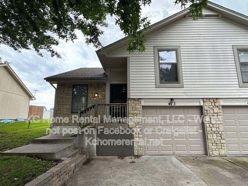 413 Lee Dr - Photo 2 of 30