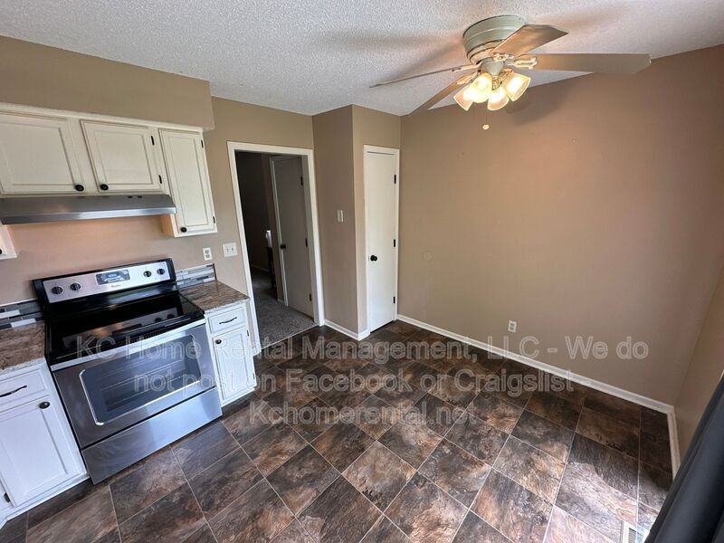 413 Lee Dr - Photo 7 of 30