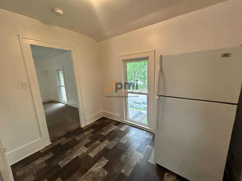 602 Indiana Ave #2E - Photo 6 of 12