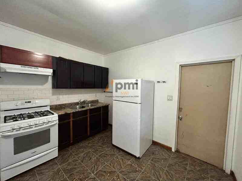 207 N Woodland Ave - Photo 3 of 15