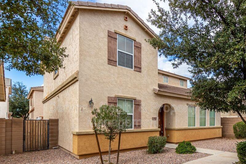 4262 E Carla Vista Dr - Photo 4 of 37