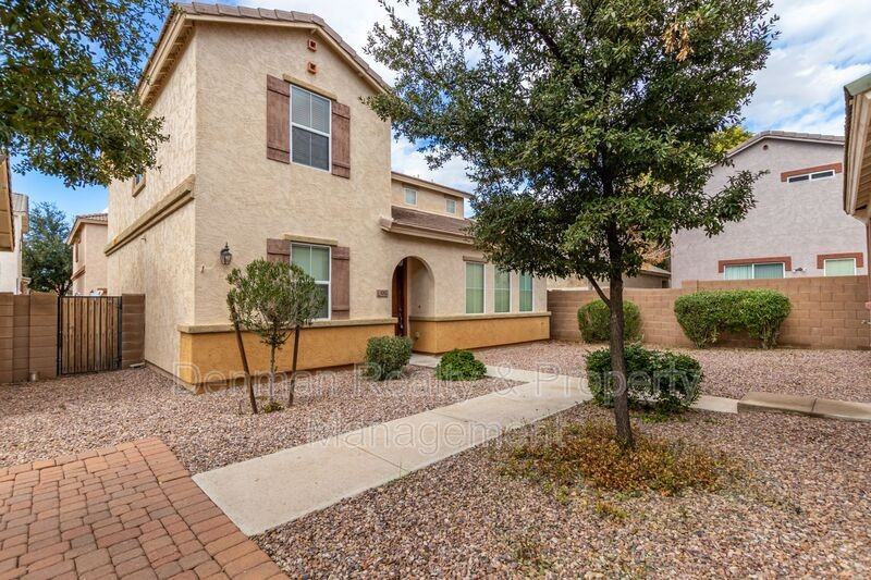 4262 E Carla Vista Dr - Photo 5 of 37