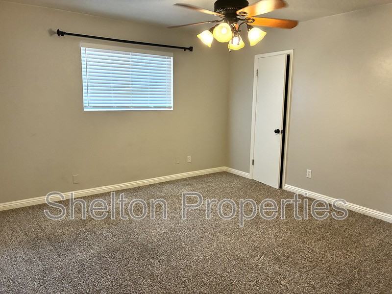 523 E Malibu Dr - Photo 6 of 15