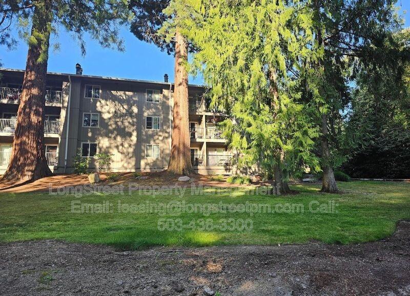 2680 Sw 87th Ave - Photo 2 of 15