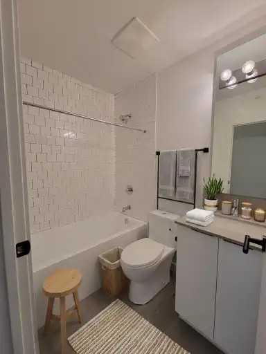 2502 16a St Sw #102 - Photo 5 of 8