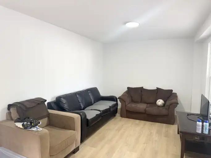 15 Foster St #1 - Photo 6 of 10