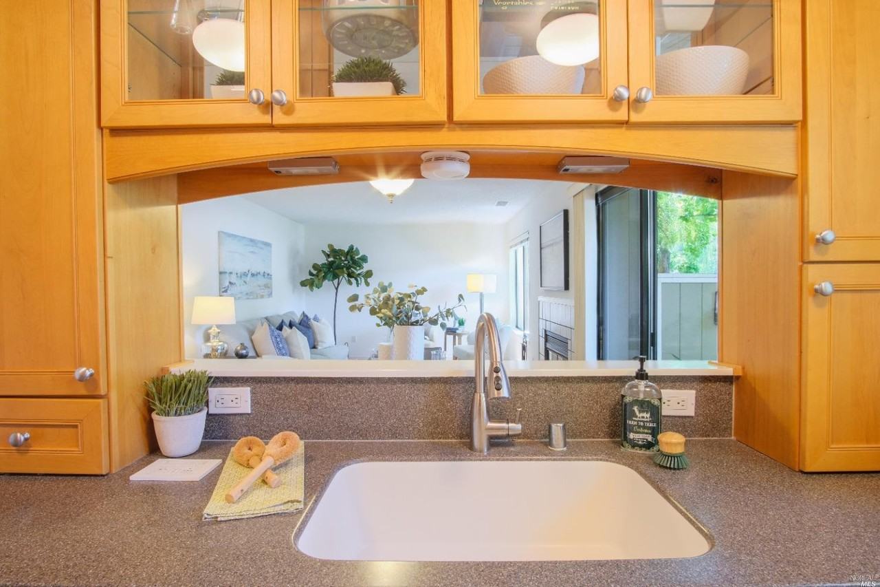 15 Hector Ln #15 - Photo 3 of 11