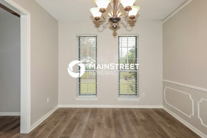 25414 Foxbriar Ln - Photo 4 of 16