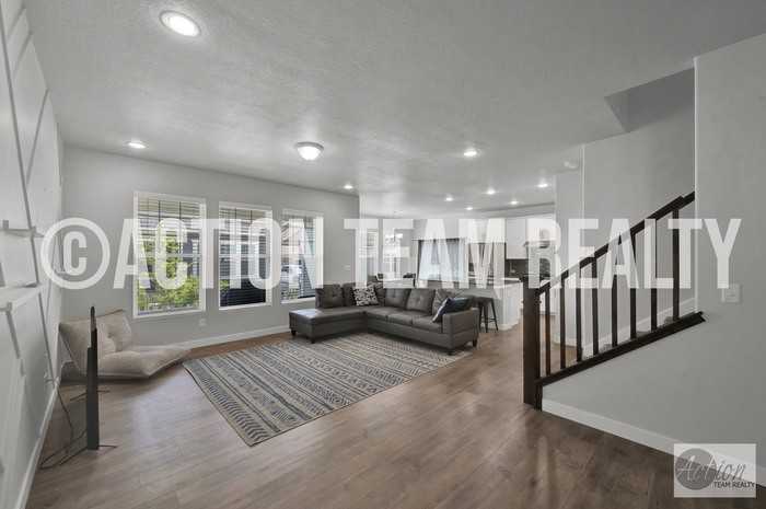 5167 W Dock St - Photo 6 of 39