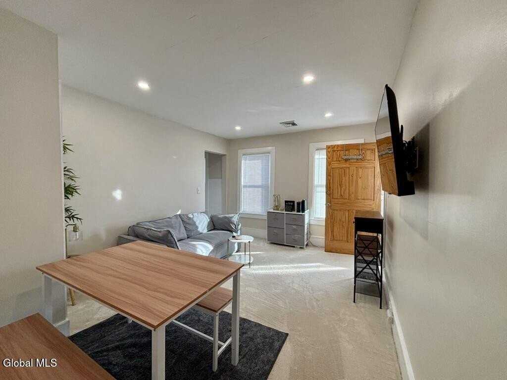 130 Woodlawn Ave #2 - Photo 3 of 22