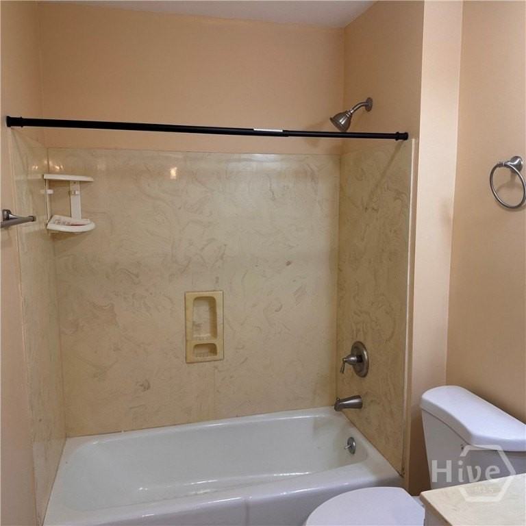 300 Hampton St #12 - Photo 4 of 10