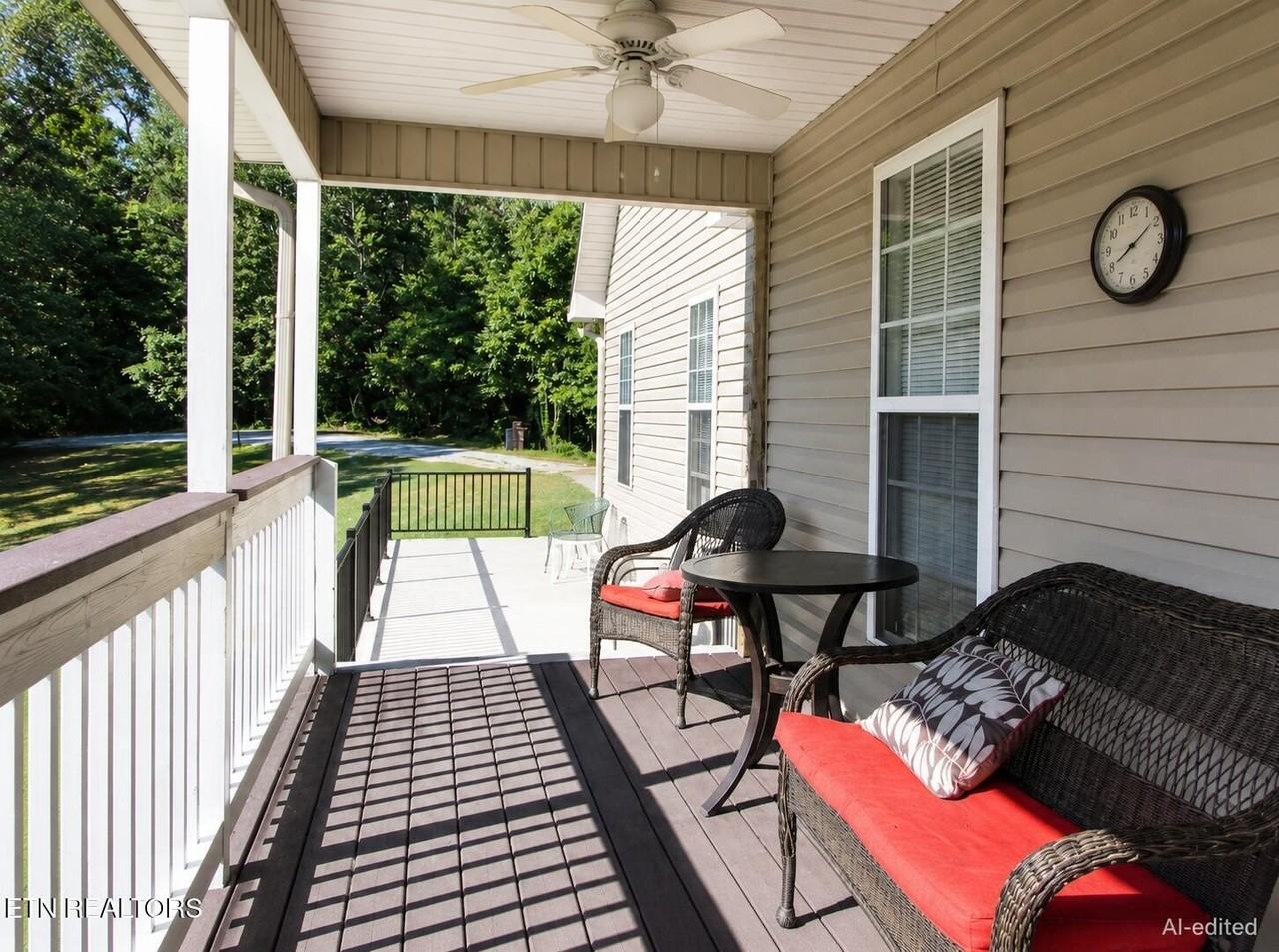 3527 Fox Creek Rd - Photo 4 of 29