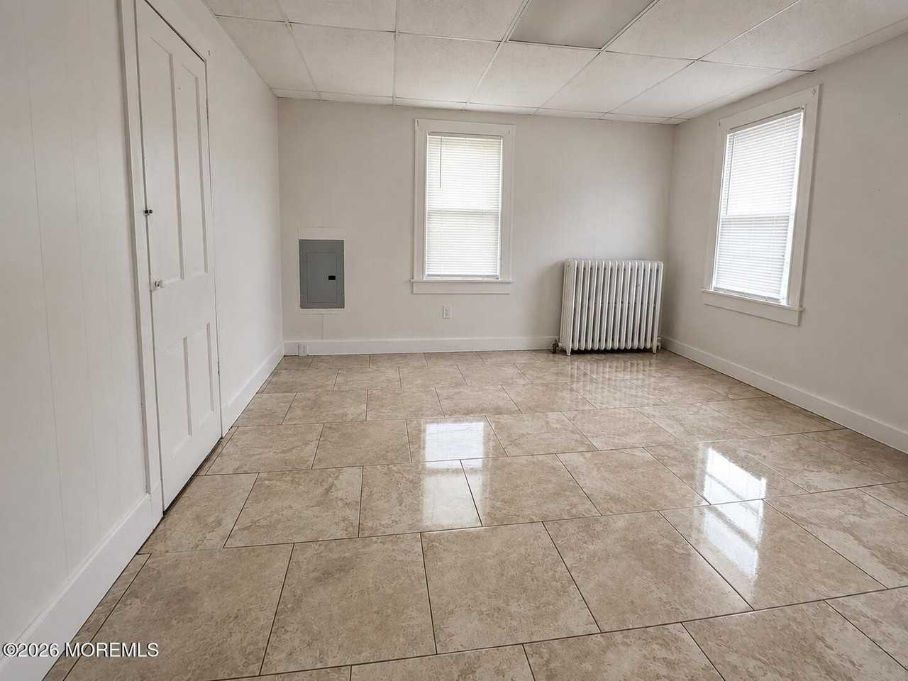 207 Howard St #2 - Photo 3 of 8