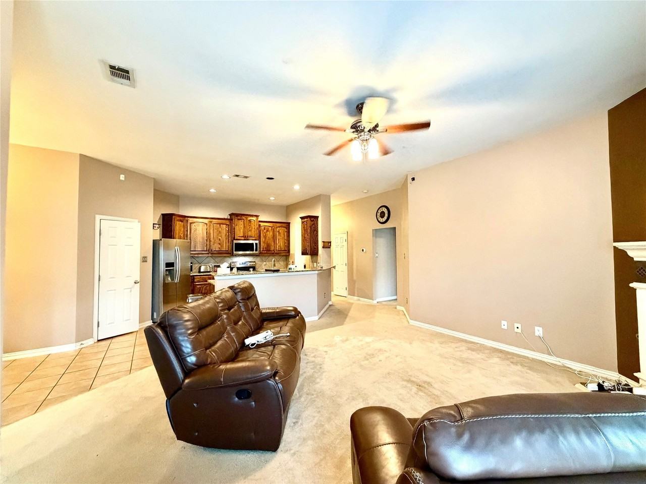 2102 Central Park Dr - Photo 7 of 26