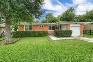 10628 Benbrook Dr - Photo 1 of 1