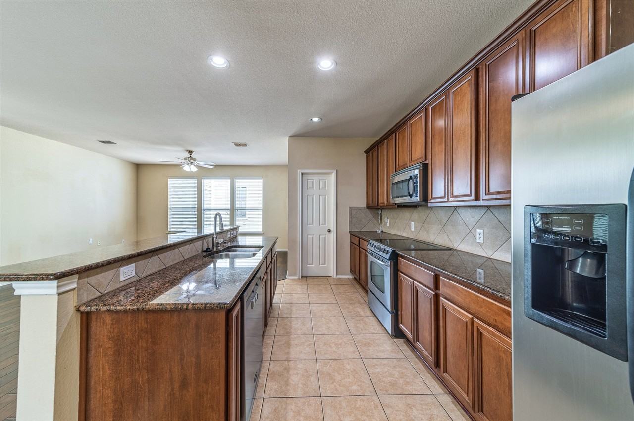 7416 Coronado Ave #18 - Photo 6 of 20