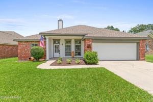 featured image of 412 Crest Cir