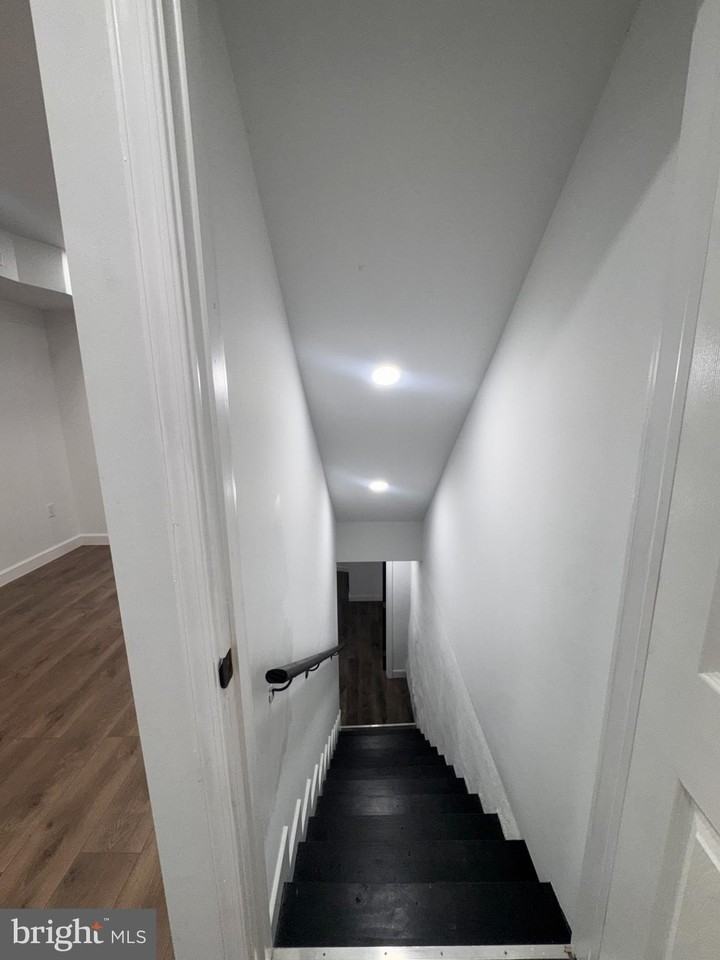 2606 W Fairmount Ave - Photo 6 of 14