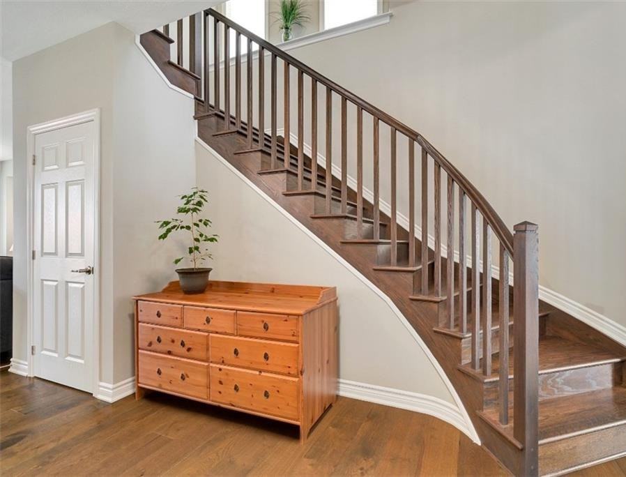 511 Arosa Way - Photo 4 of 28