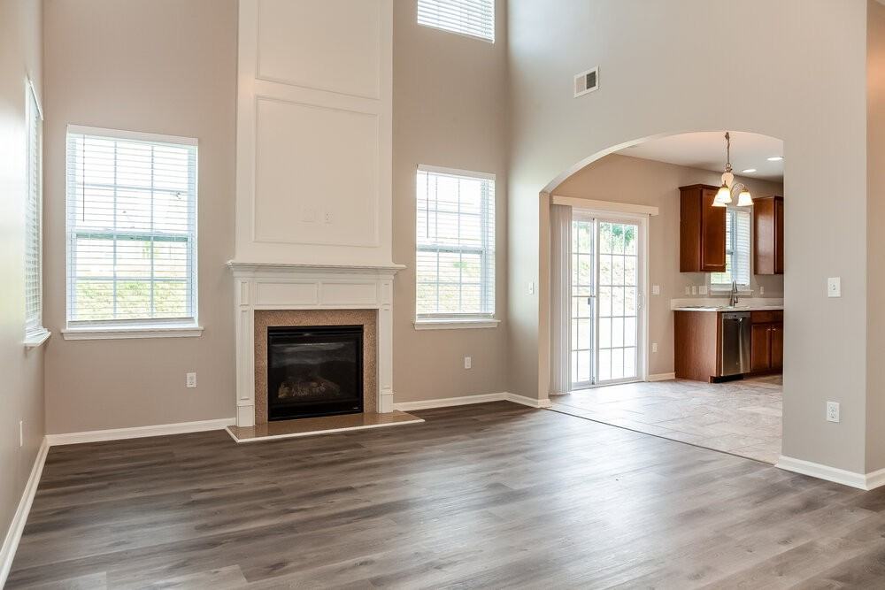 912 Old Forester Ln - Photo 4 of 17