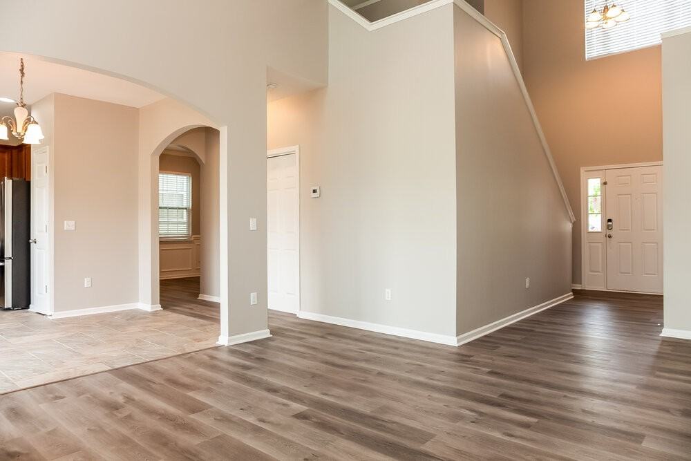 912 Old Forester Ln - Photo 5 of 17