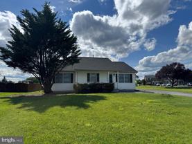 100 Heathrow Ln - Photo 1 of 1