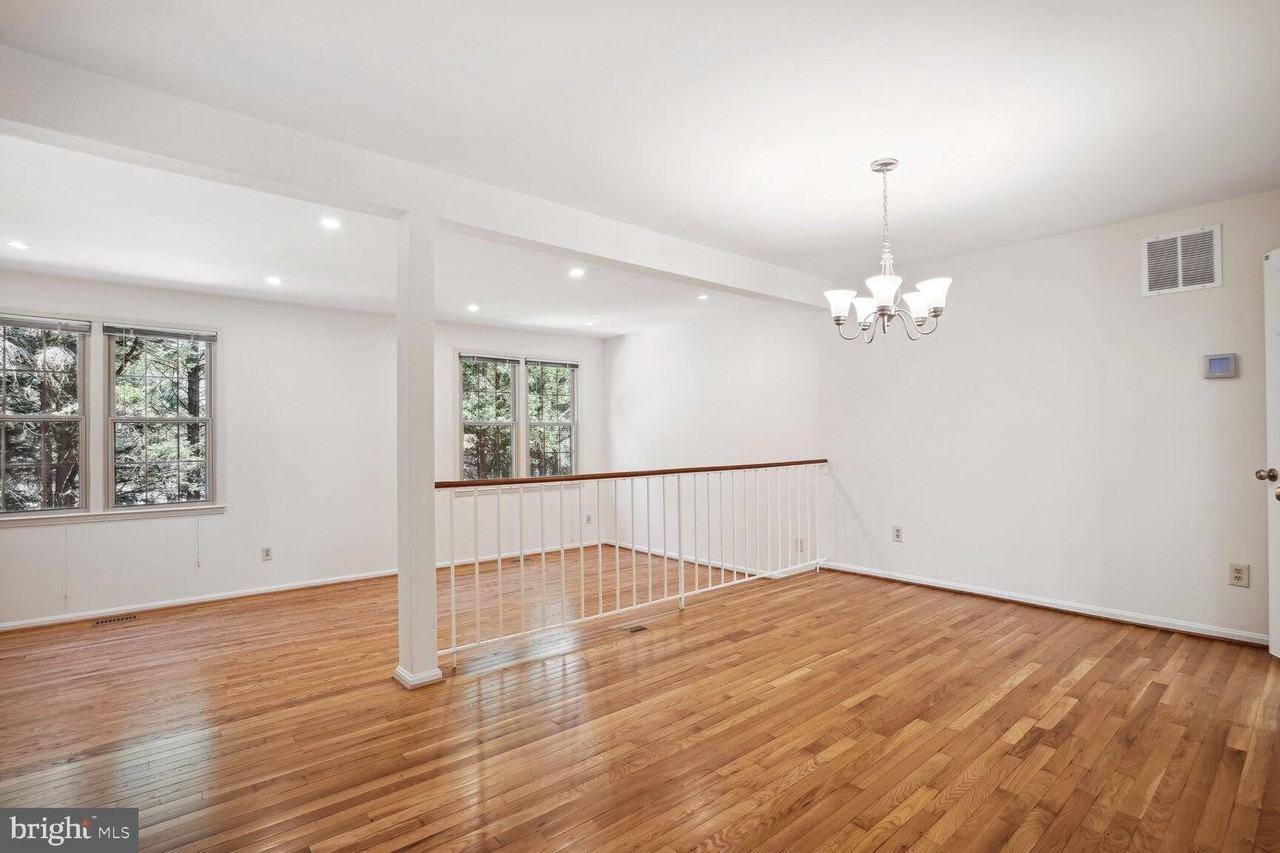 3162 Borge St - Photo 6 of 30