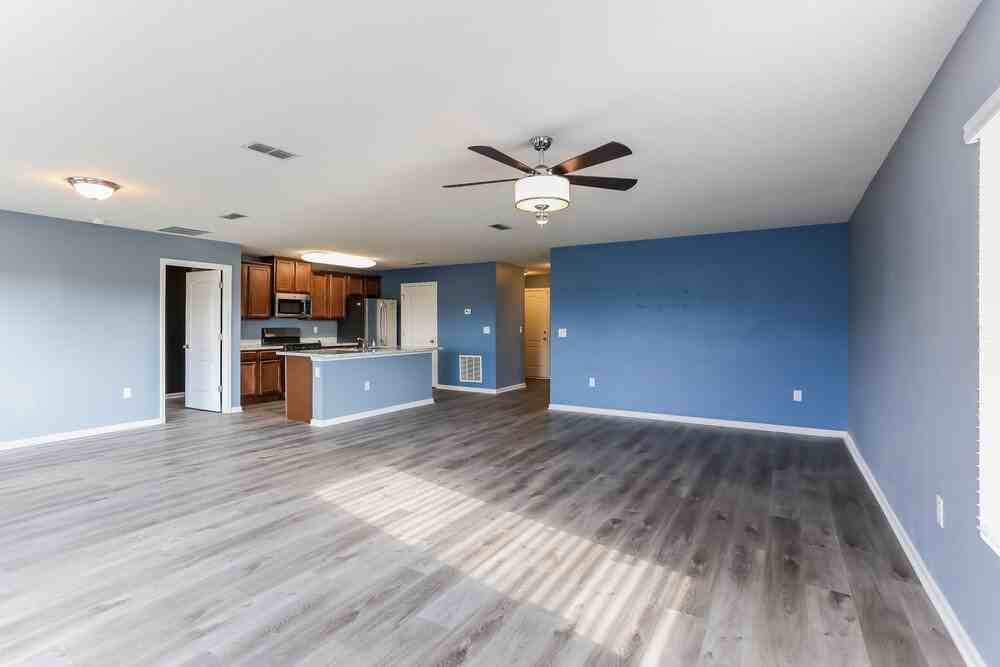 12394 Glimmer Way - Photo 5 of 16