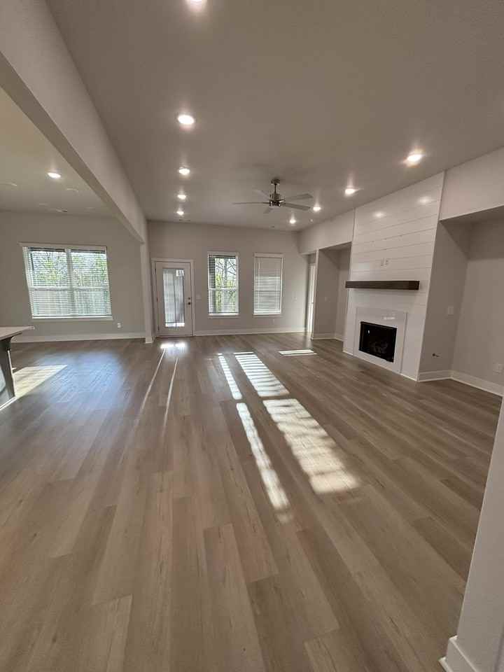 3812 Sw Pinecrest Dr #1 - Photo 5 of 30