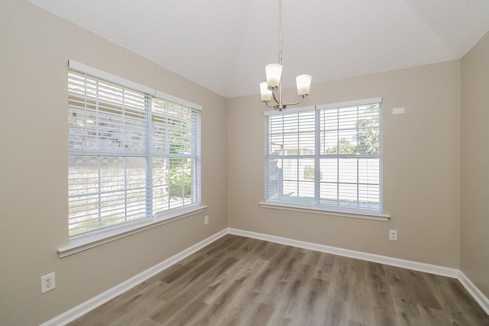 1424 Radley Cv - Photo 7 of 17