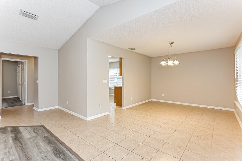 1027 Preakness Ct - Photo 6 of 16