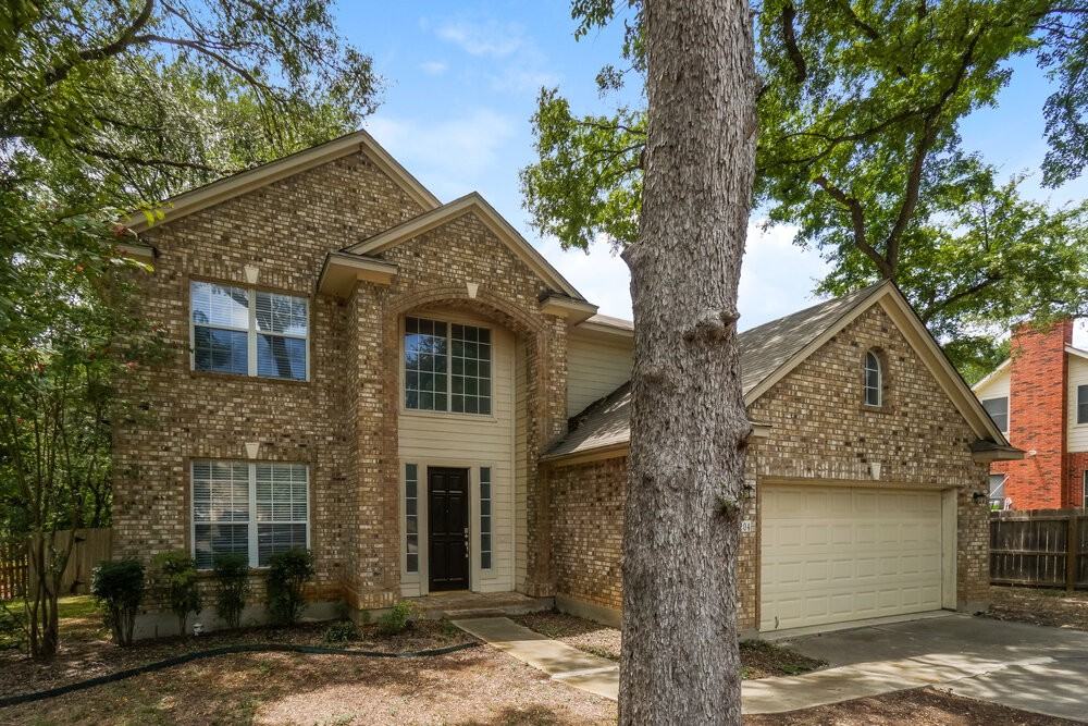 204 Nandina Ct - Photo 4 of 17