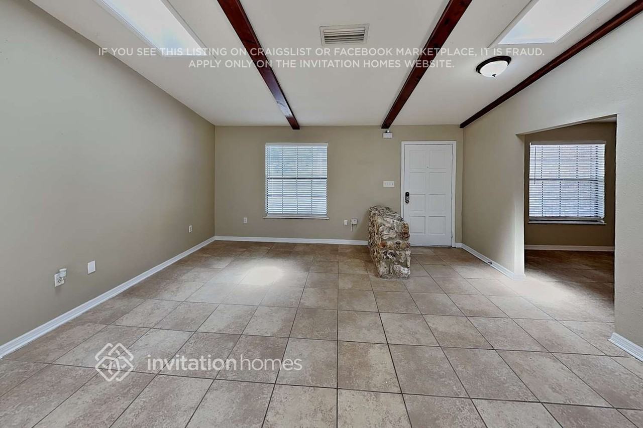 34139 Radio Rd - Photo 4 of 18