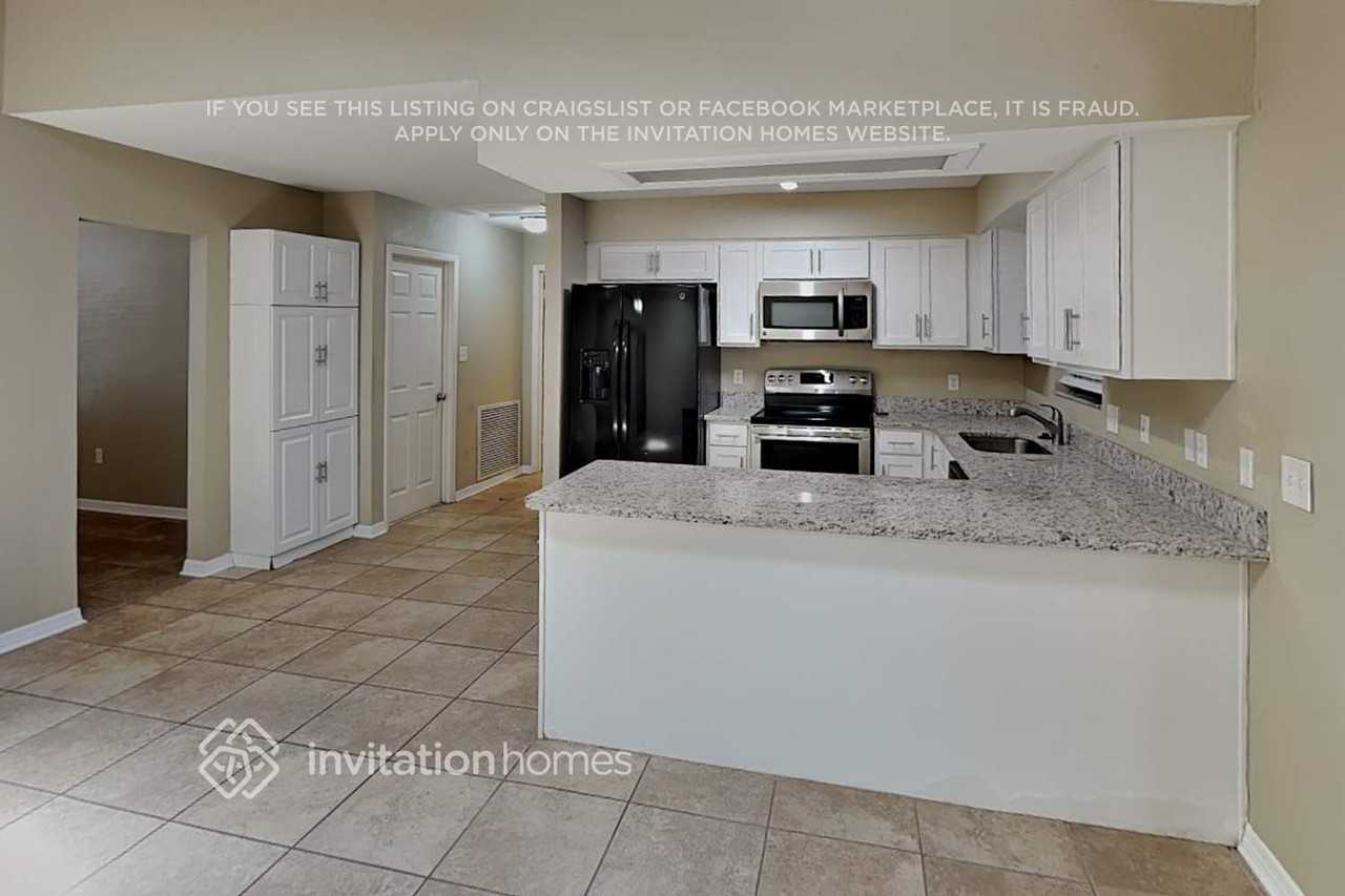 34139 Radio Rd - Photo 5 of 18