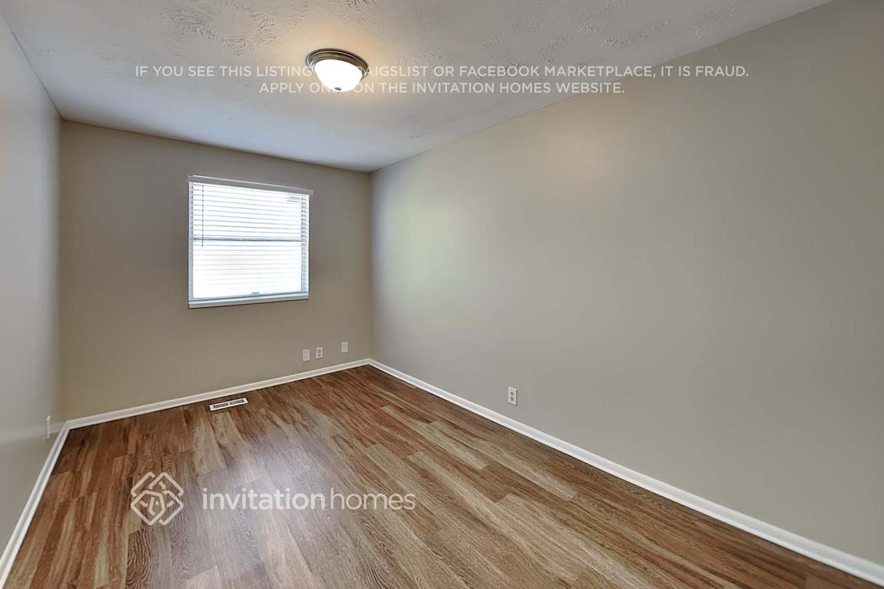 4980 W Shooting Star Ave - Photo 5 of 21