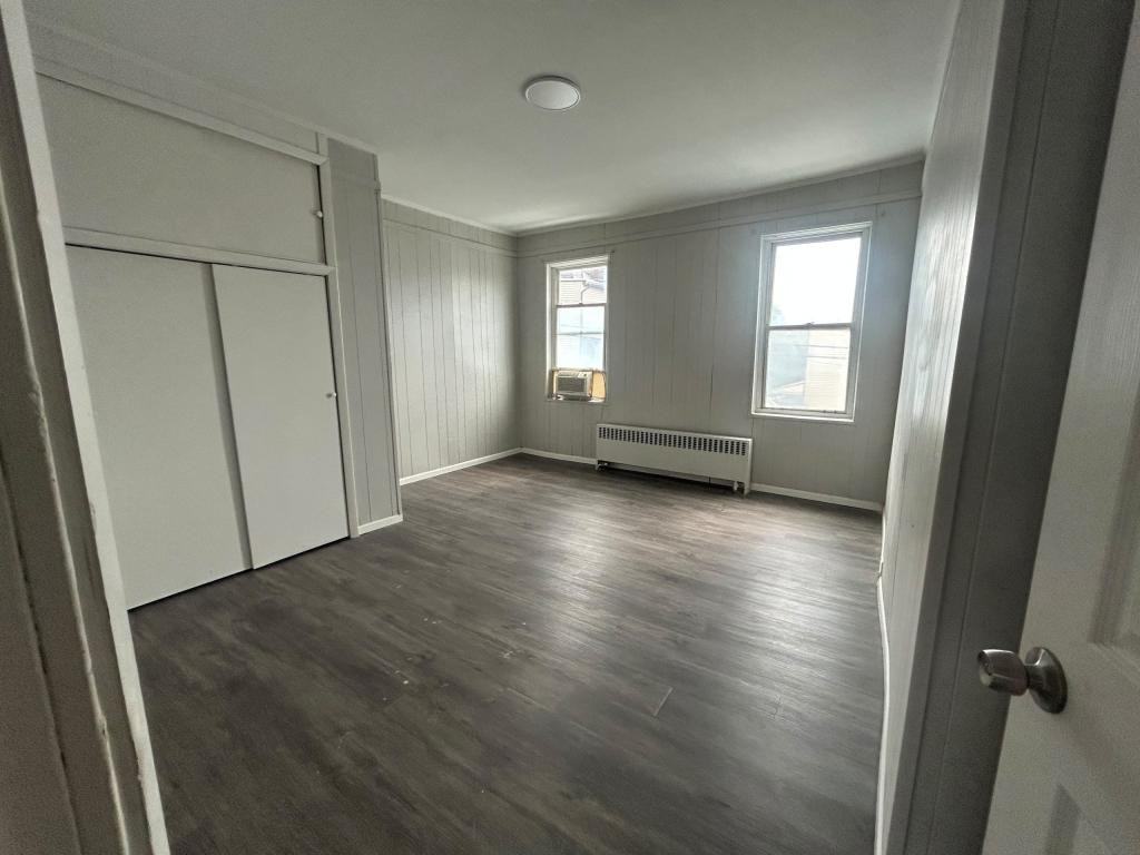 117 53rd St - Photo 4 of 14