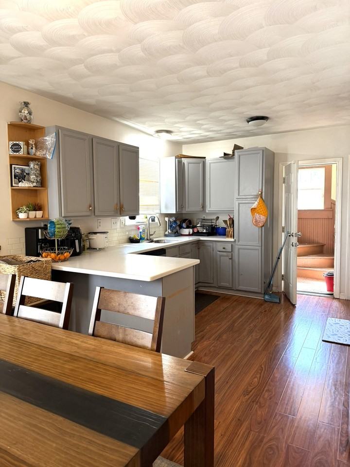 28 Radcliffe Avenue #1 - Photo 3 of 11
